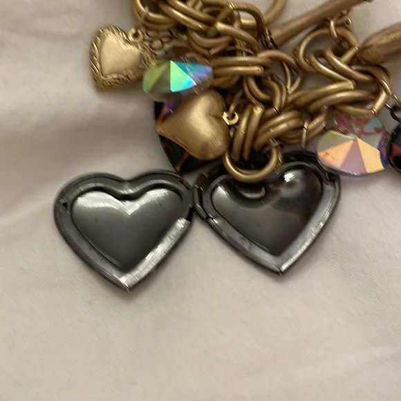 Vintage Betsey Johnson leopard heart locket charm bracelet - Picture 5 of 6